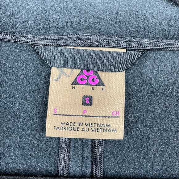 NIKE ACG Men's Small Microfleece Jacket Black Full Zip Turtleneck Athleisure Str - Picture 10 of 16